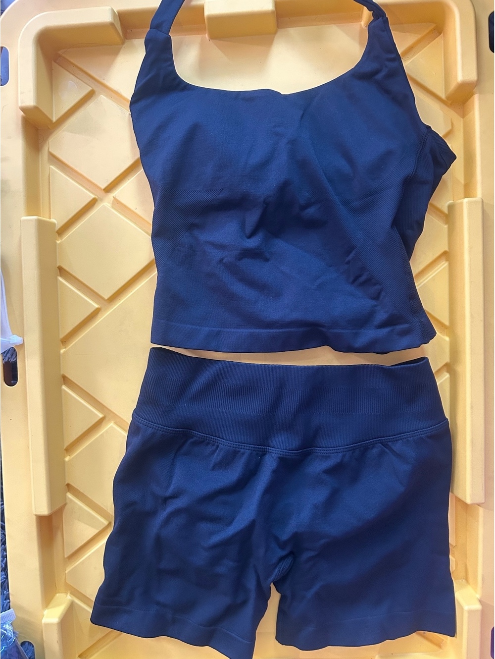 Black Two-Piece Activewear Set with Crop Top and High-Waisted Shorts